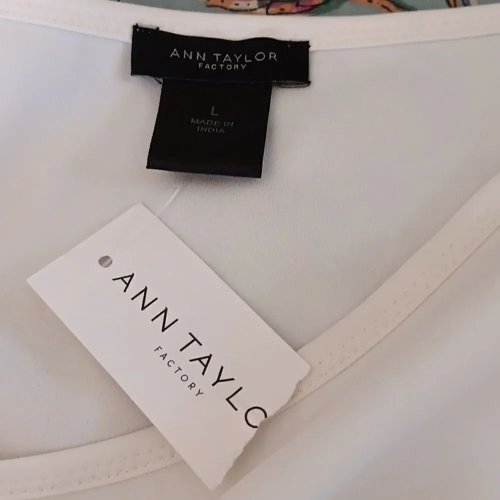 Ann Taylor Factory Top - Picture 6 of 8